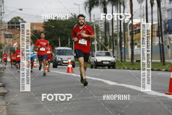 Buy your photos of the eventSantander Track & Field Run Series - Shopping Tambor on Fotop