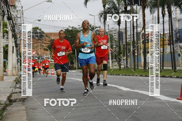 Buy your photos of the eventSantander Track & Field Run Series - Shopping Tambor on Fotop