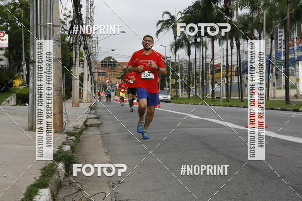 Buy your photos of the eventSantander Track & Field Run Series - Shopping Tambor on Fotop