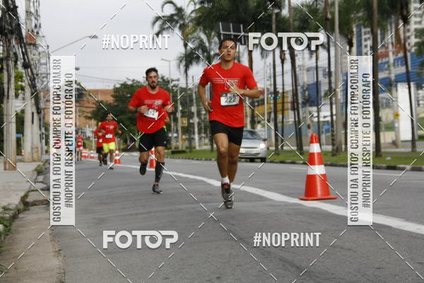 Buy your photos of the eventSantander Track & Field Run Series - Shopping Tambor on Fotop