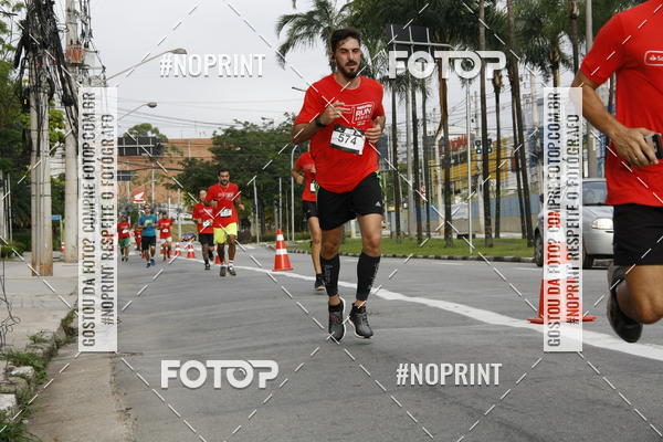 Buy your photos of the eventSantander Track & Field Run Series - Shopping Tambor on Fotop