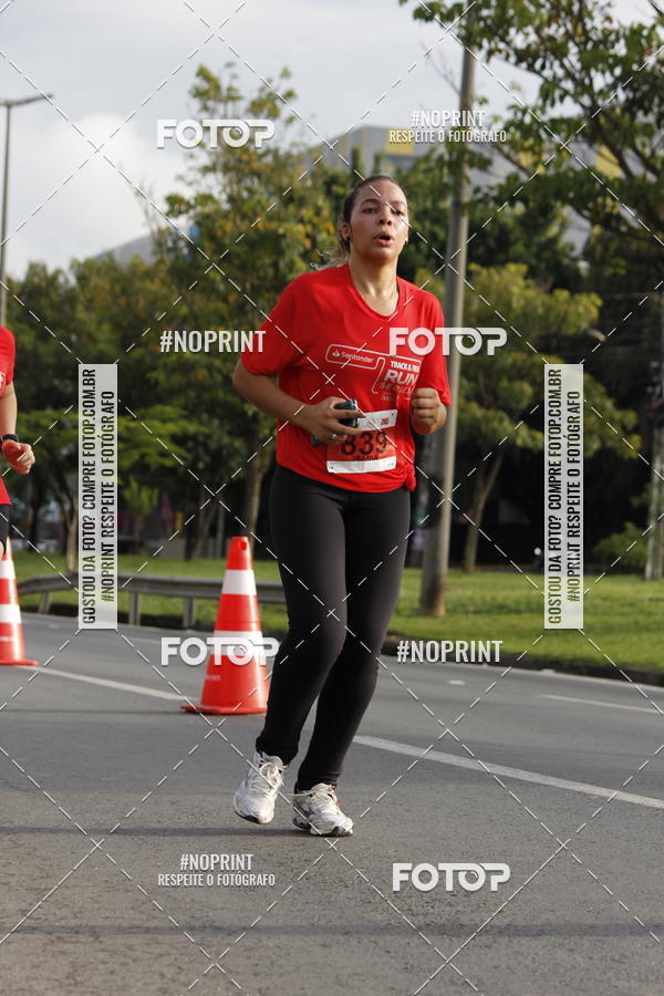 Buy your photos of the eventSantander Track & Field Run Series - Shopping Tambor on Fotop