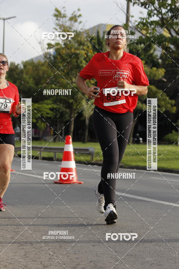 Buy your photos of the eventSantander Track & Field Run Series - Shopping Tambor on Fotop