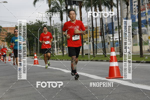 Buy your photos of the eventSantander Track & Field Run Series - Shopping Tambor on Fotop