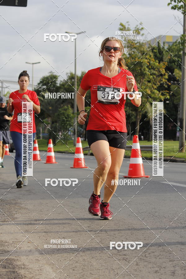 Buy your photos of the eventSantander Track & Field Run Series - Shopping Tambor on Fotop