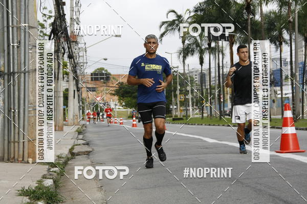 Buy your photos of the eventSantander Track & Field Run Series - Shopping Tambor on Fotop