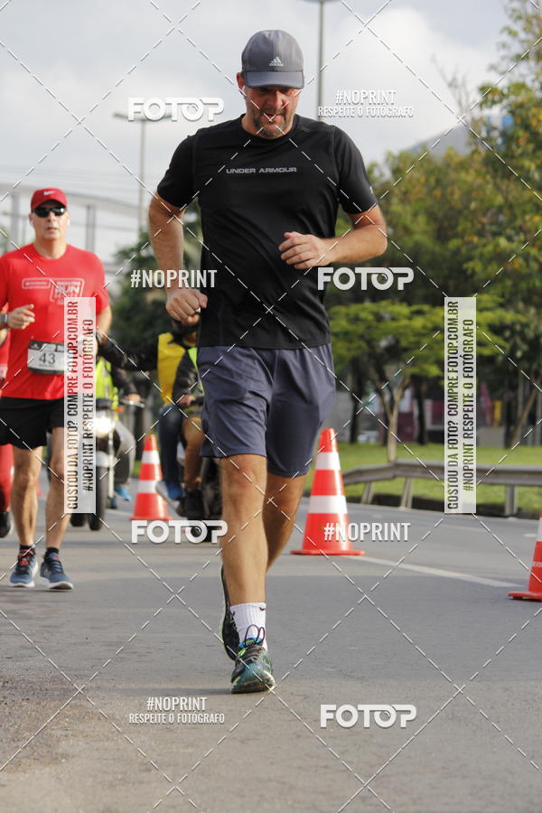 Buy your photos of the eventSantander Track & Field Run Series - Shopping Tambor on Fotop