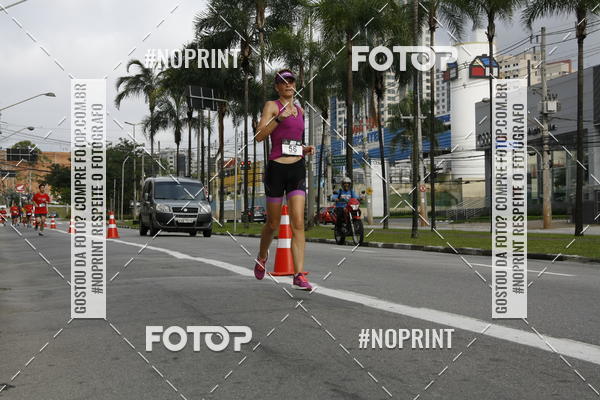 Buy your photos of the eventSantander Track & Field Run Series - Shopping Tambor on Fotop