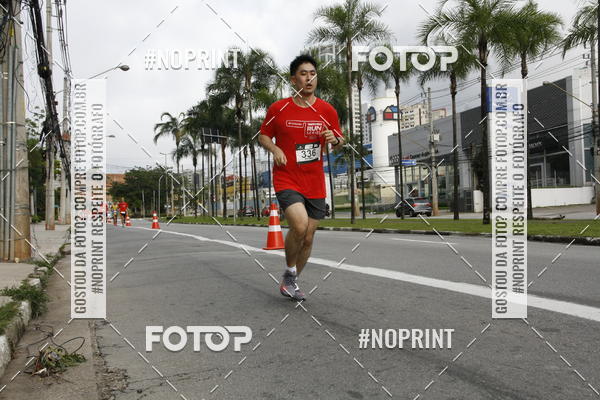 Buy your photos of the eventSantander Track & Field Run Series - Shopping Tambor on Fotop
