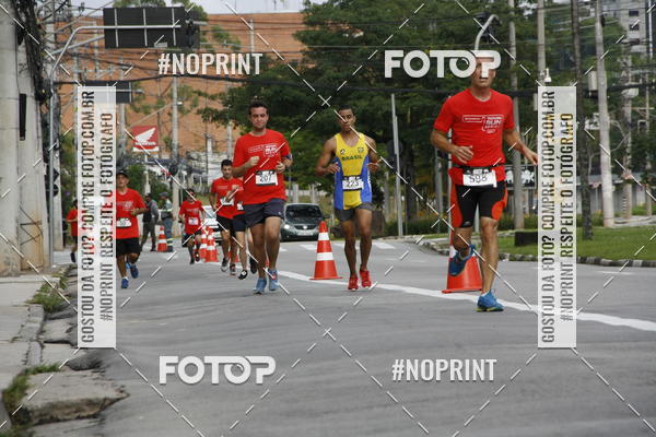 Buy your photos of the eventSantander Track & Field Run Series - Shopping Tambor on Fotop