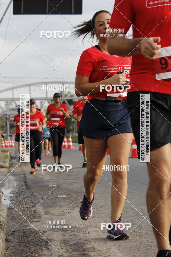Buy your photos of the eventSantander Track & Field Run Series - Shopping Tambor on Fotop