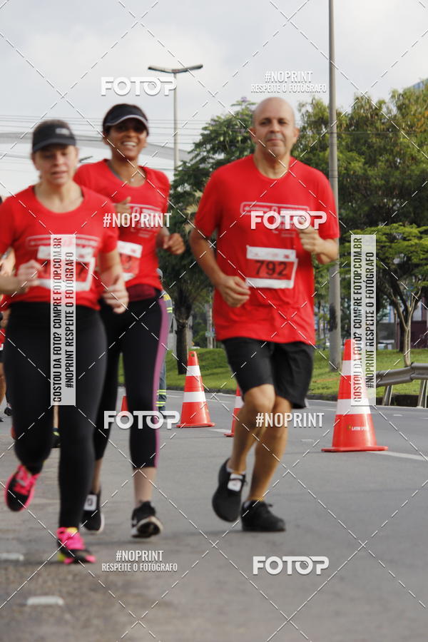 Buy your photos of the eventSantander Track & Field Run Series - Shopping Tambor on Fotop