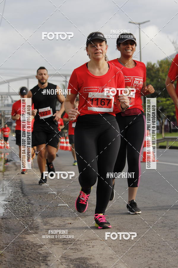 Buy your photos of the eventSantander Track & Field Run Series - Shopping Tambor on Fotop