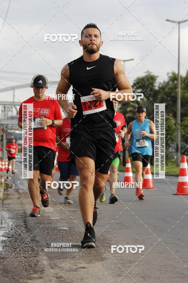 Buy your photos of the eventSantander Track & Field Run Series - Shopping Tambor on Fotop