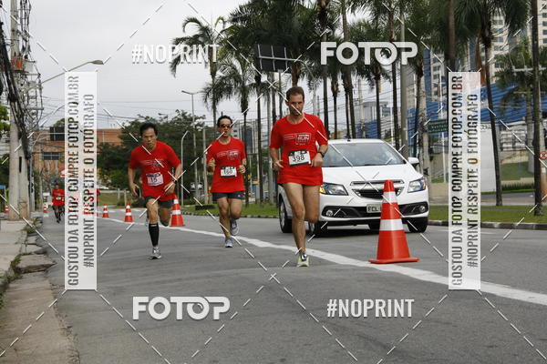 Buy your photos of the eventSantander Track & Field Run Series - Shopping Tambor on Fotop