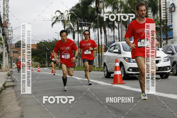 Buy your photos of the eventSantander Track & Field Run Series - Shopping Tambor on Fotop