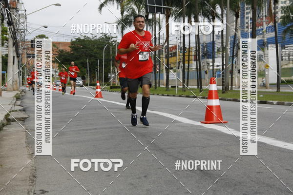 Buy your photos of the eventSantander Track & Field Run Series - Shopping Tambor on Fotop