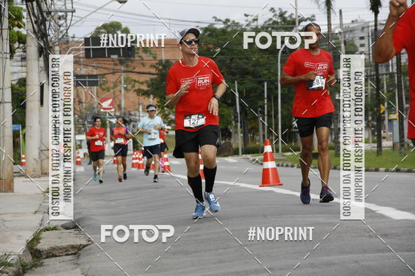 Buy your photos of the eventSantander Track & Field Run Series - Shopping Tambor on Fotop