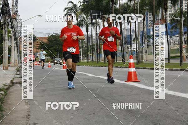 Buy your photos of the eventSantander Track & Field Run Series - Shopping Tambor on Fotop