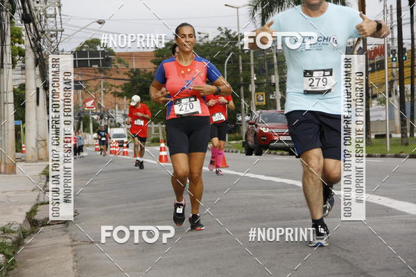 Buy your photos of the eventSantander Track & Field Run Series - Shopping Tambor on Fotop