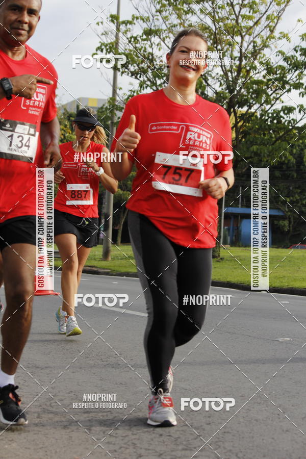 Buy your photos of the eventSantander Track & Field Run Series - Shopping Tambor on Fotop
