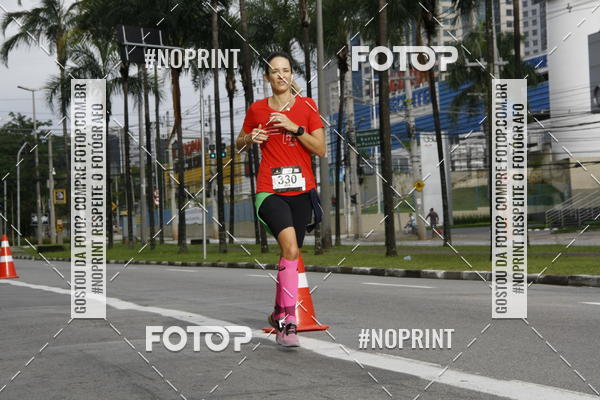 Buy your photos of the eventSantander Track & Field Run Series - Shopping Tambor on Fotop