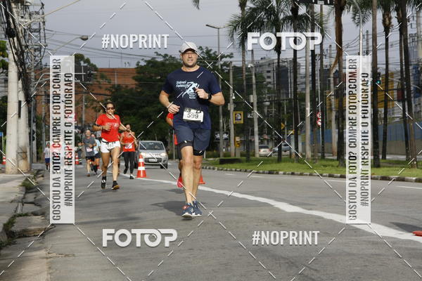 Buy your photos of the eventSantander Track & Field Run Series - Shopping Tambor on Fotop