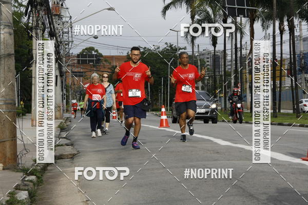 Buy your photos of the eventSantander Track & Field Run Series - Shopping Tambor on Fotop