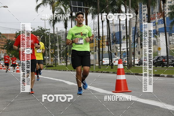 Buy your photos of the eventSantander Track & Field Run Series - Shopping Tambor on Fotop