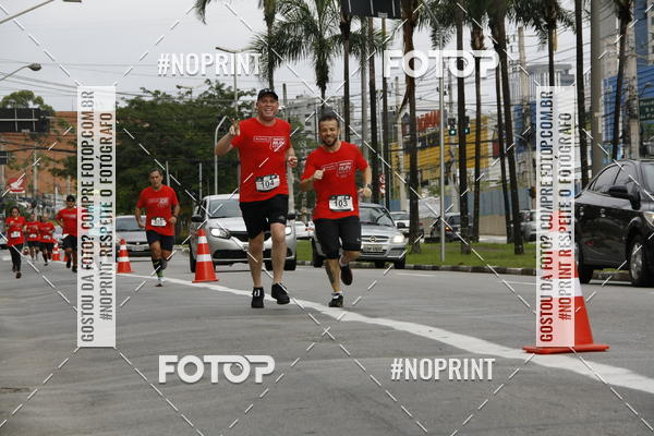 Buy your photos of the eventSantander Track & Field Run Series - Shopping Tambor on Fotop