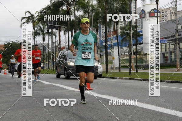 Buy your photos of the eventSantander Track & Field Run Series - Shopping Tambor on Fotop