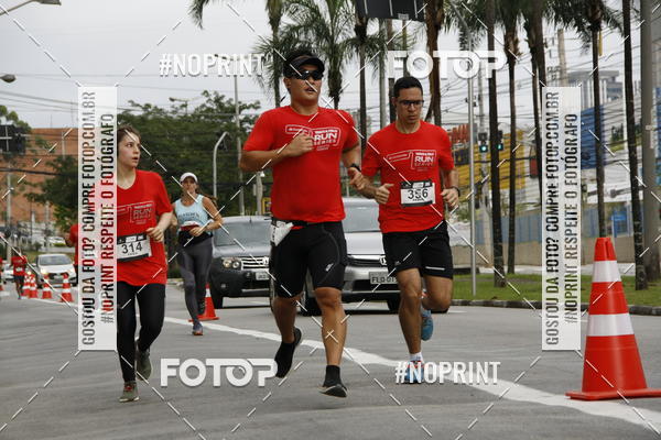 Buy your photos of the eventSantander Track & Field Run Series - Shopping Tambor on Fotop