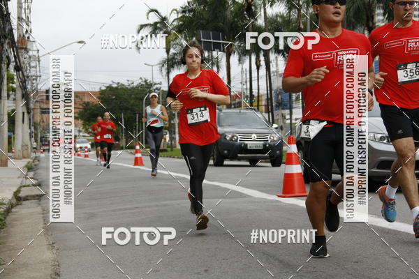 Buy your photos of the eventSantander Track & Field Run Series - Shopping Tambor on Fotop