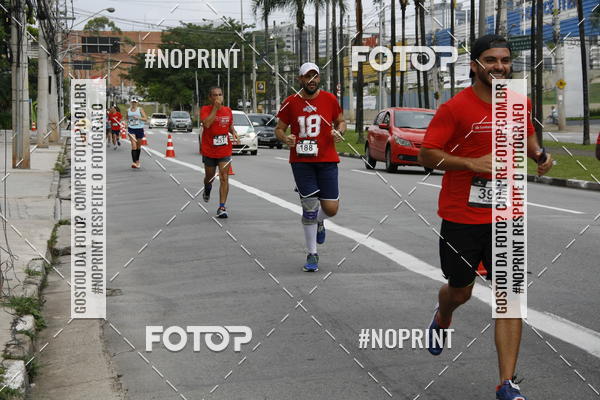 Buy your photos of the eventSantander Track & Field Run Series - Shopping Tambor on Fotop