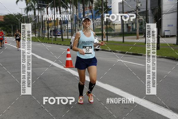 Buy your photos of the eventSantander Track & Field Run Series - Shopping Tambor on Fotop