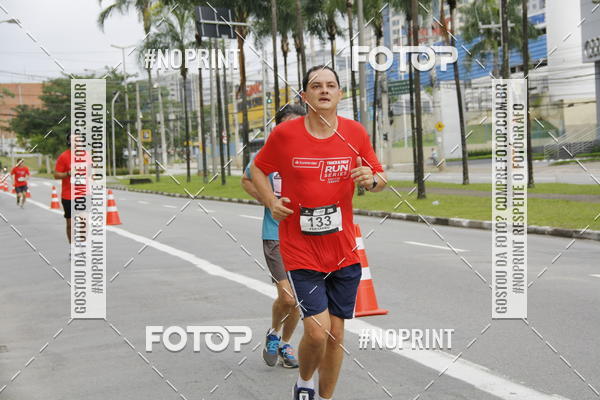 Buy your photos of the eventSantander Track & Field Run Series - Shopping Tambor on Fotop