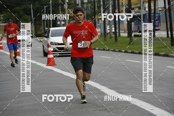 Buy your photos of the eventSantander Track & Field Run Series - Shopping Tambor on Fotop