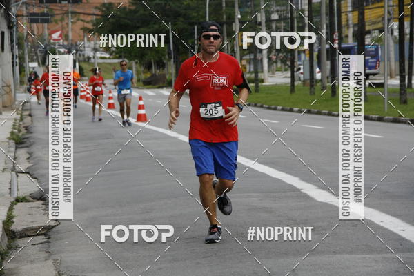 Buy your photos of the eventSantander Track & Field Run Series - Shopping Tambor on Fotop