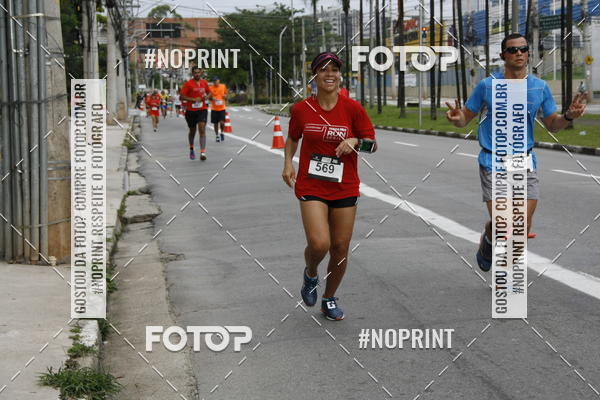 Buy your photos of the eventSantander Track & Field Run Series - Shopping Tambor on Fotop