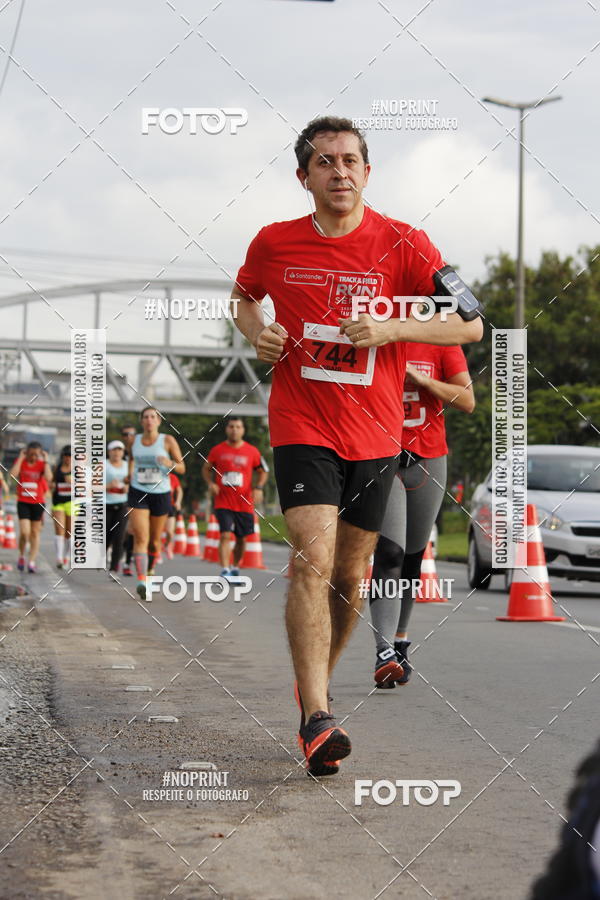 Buy your photos of the eventSantander Track & Field Run Series - Shopping Tambor on Fotop
