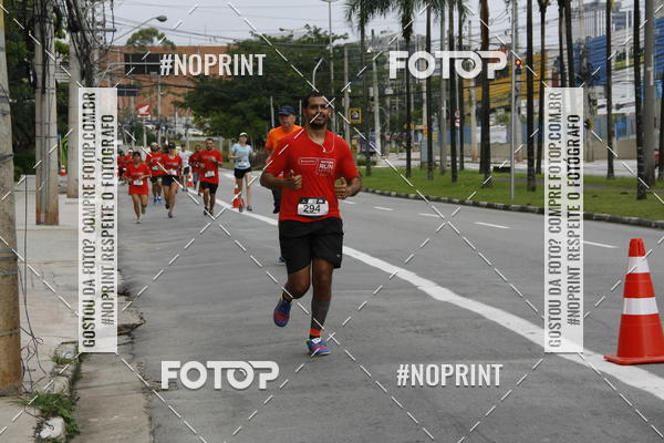 Buy your photos of the eventSantander Track & Field Run Series - Shopping Tambor on Fotop