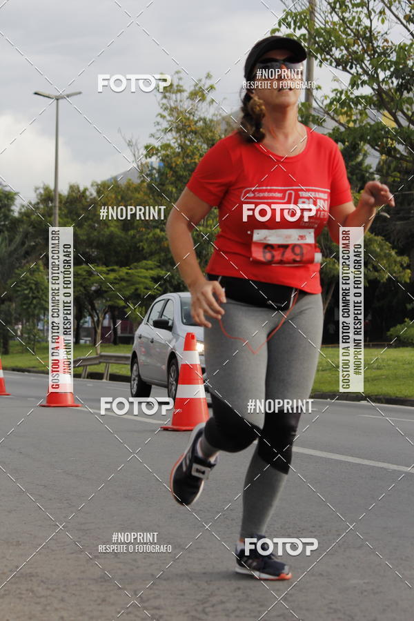 Buy your photos of the eventSantander Track & Field Run Series - Shopping Tambor on Fotop