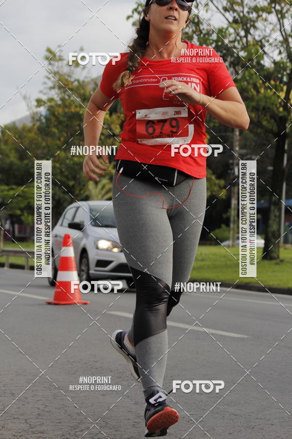 Buy your photos of the eventSantander Track & Field Run Series - Shopping Tambor on Fotop
