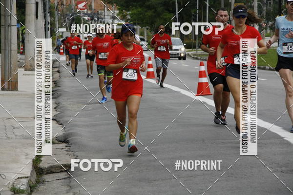 Buy your photos of the eventSantander Track & Field Run Series - Shopping Tambor on Fotop
