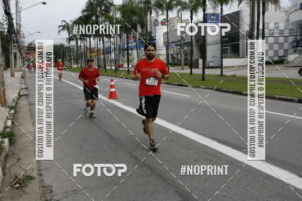 Buy your photos of the eventSantander Track & Field Run Series - Shopping Tambor on Fotop
