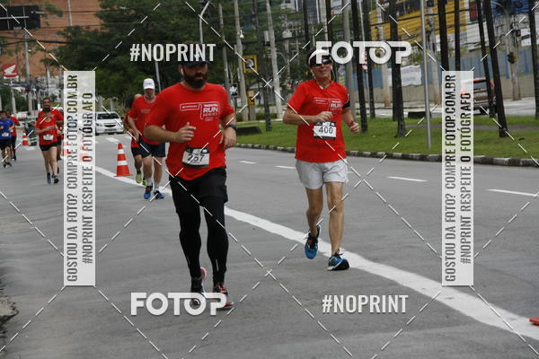 Buy your photos of the eventSantander Track & Field Run Series - Shopping Tambor on Fotop
