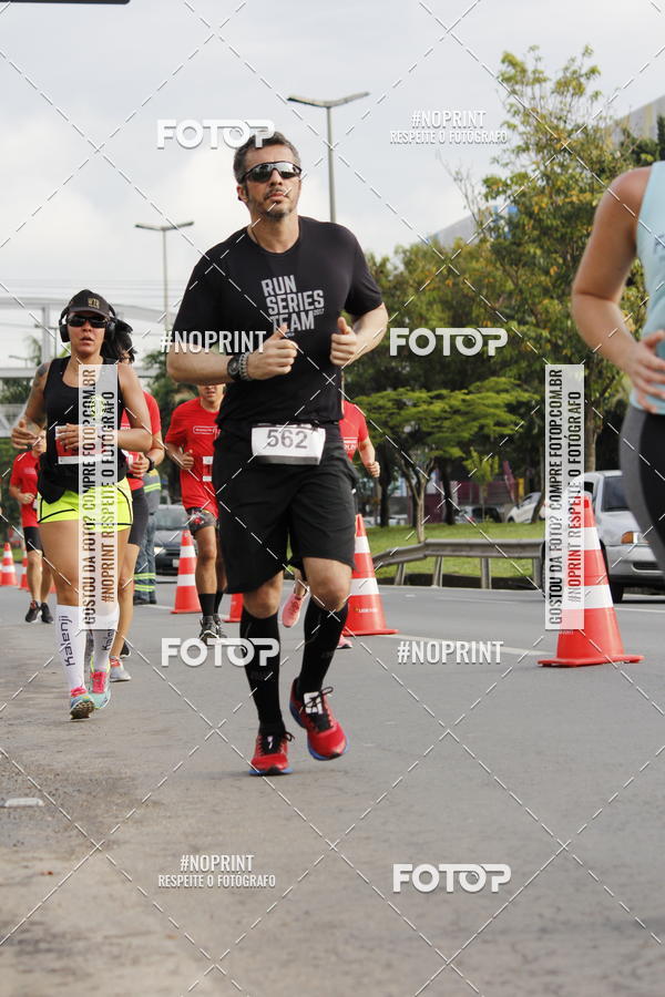 Buy your photos of the eventSantander Track & Field Run Series - Shopping Tambor on Fotop
