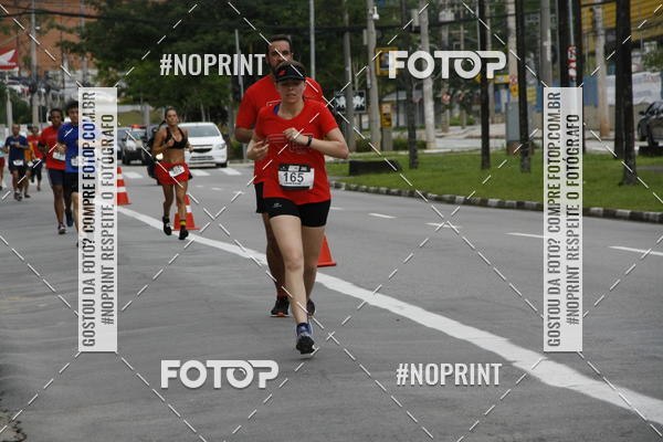 Buy your photos of the eventSantander Track & Field Run Series - Shopping Tambor on Fotop