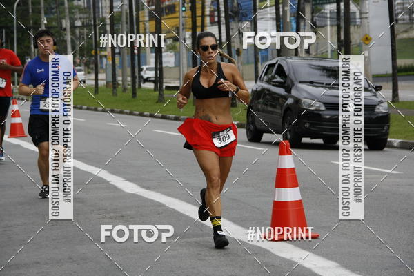 Buy your photos of the eventSantander Track & Field Run Series - Shopping Tambor on Fotop