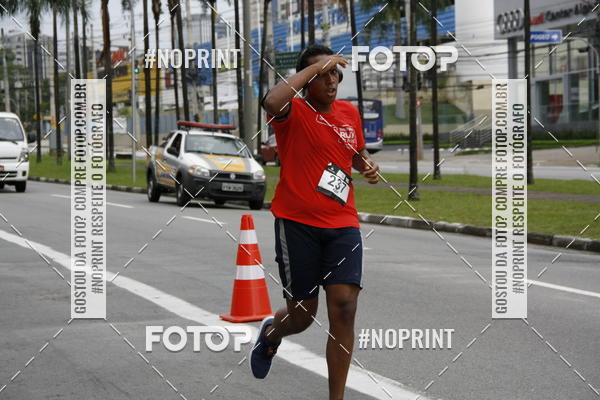 Buy your photos of the eventSantander Track & Field Run Series - Shopping Tambor on Fotop